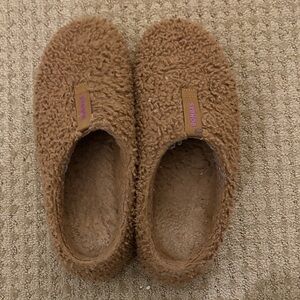 EUC Bombas Sunday Slippers